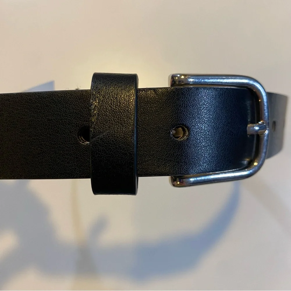 Children's Place classic black faux leather belt silver tone buckle size 4-7
